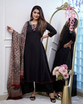 Women's Embroidered black Kurta and Pant with Dupatta Set