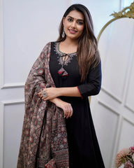 Women's Embroidered black Kurta and Pant with Dupatta Set