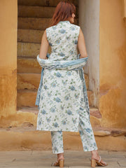 New Womens Regular Sleeve less Kurta With Trousers & Dupatta Sets for New Trend