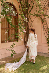 Ivory Garden β Embroidered Pastel Kurta Set