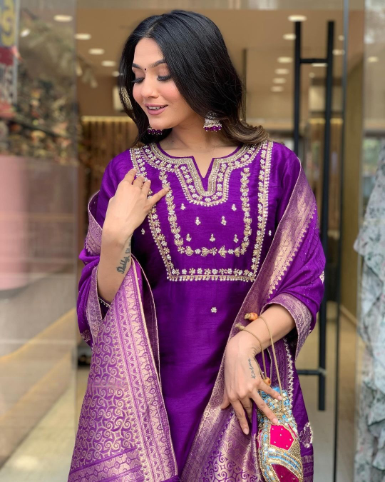 Purple Women Embroidered Viscose kurta pant dupatta set