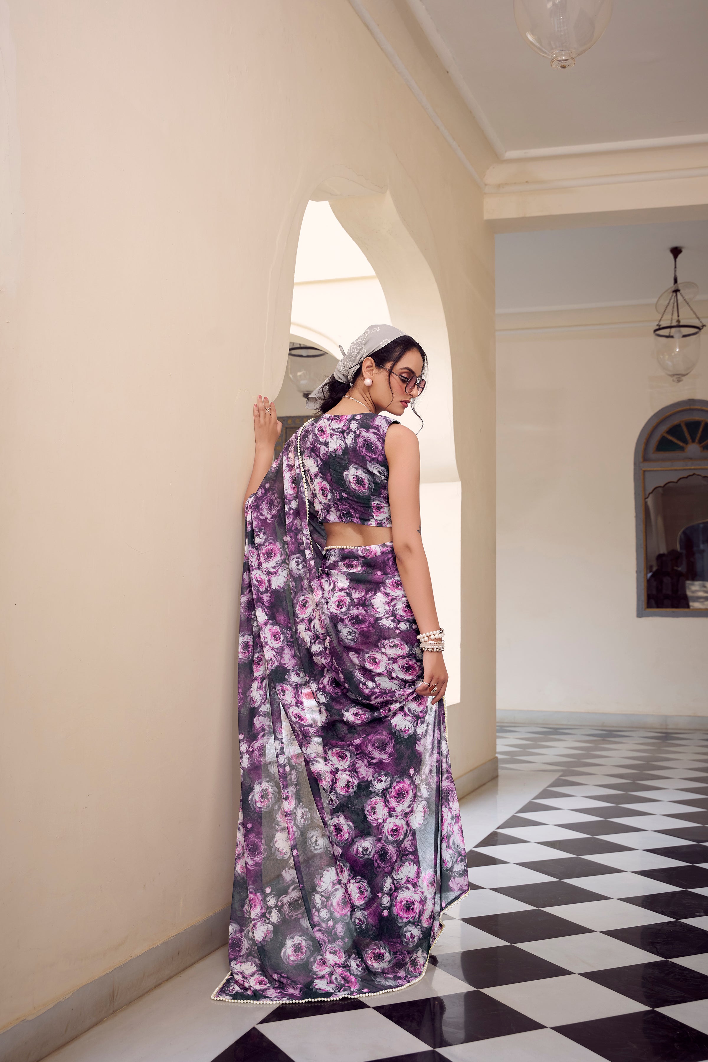 Gray Color Weightless Marble Printed Saree