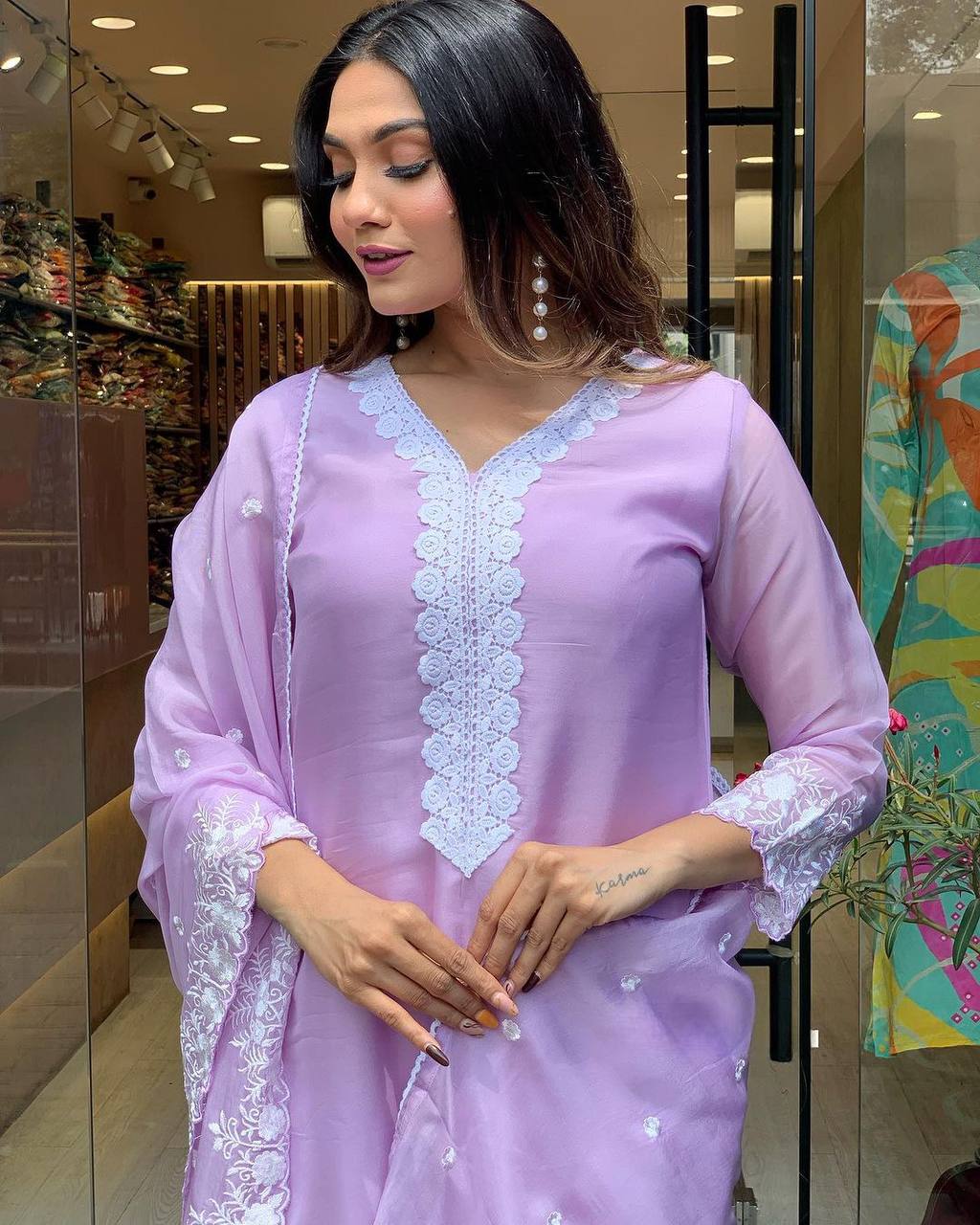 New Georgette Silk Kurtis Pant Whith Dupatta Set Collaction