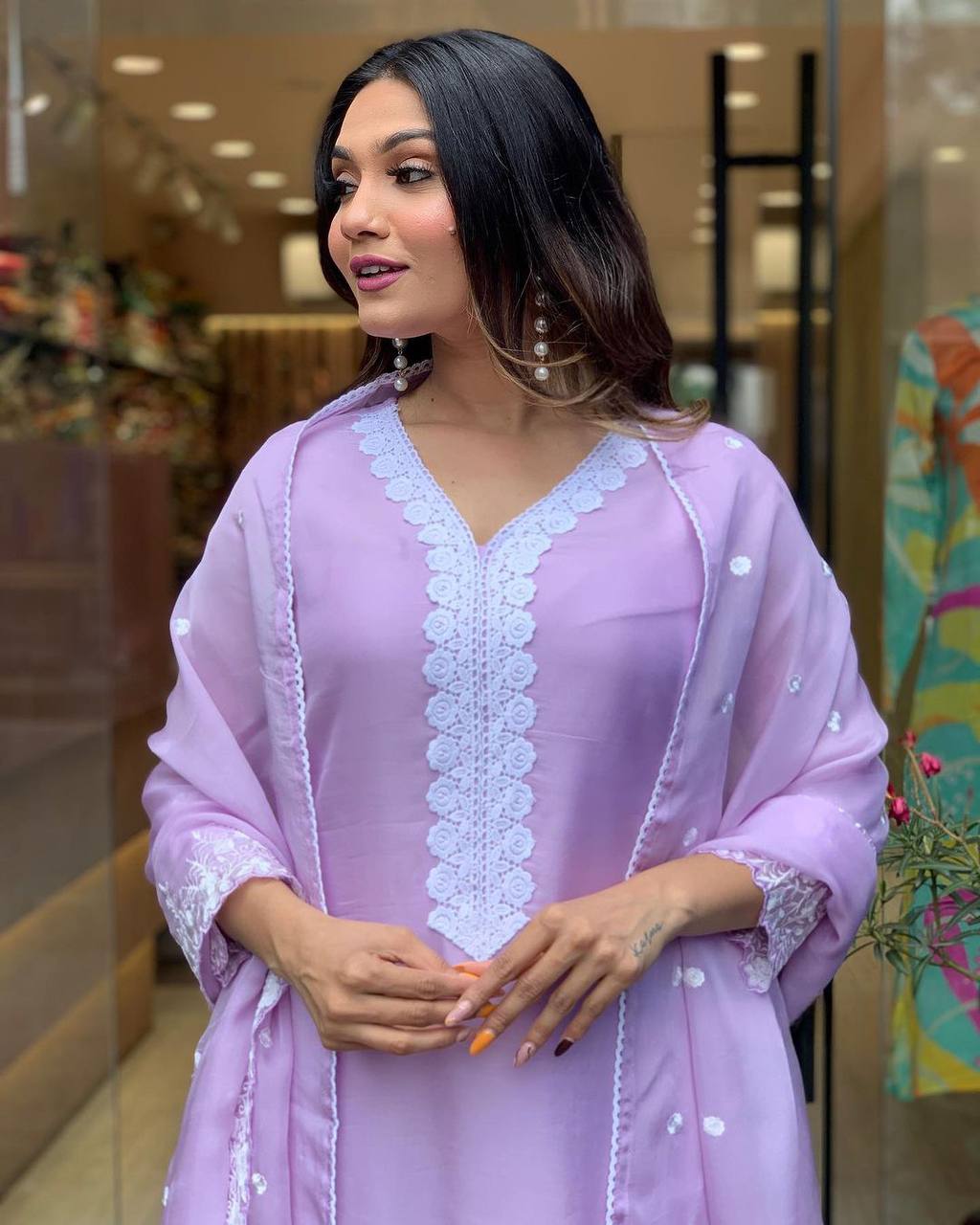 New Georgette Silk Kurtis Pant Whith Dupatta Set Collaction