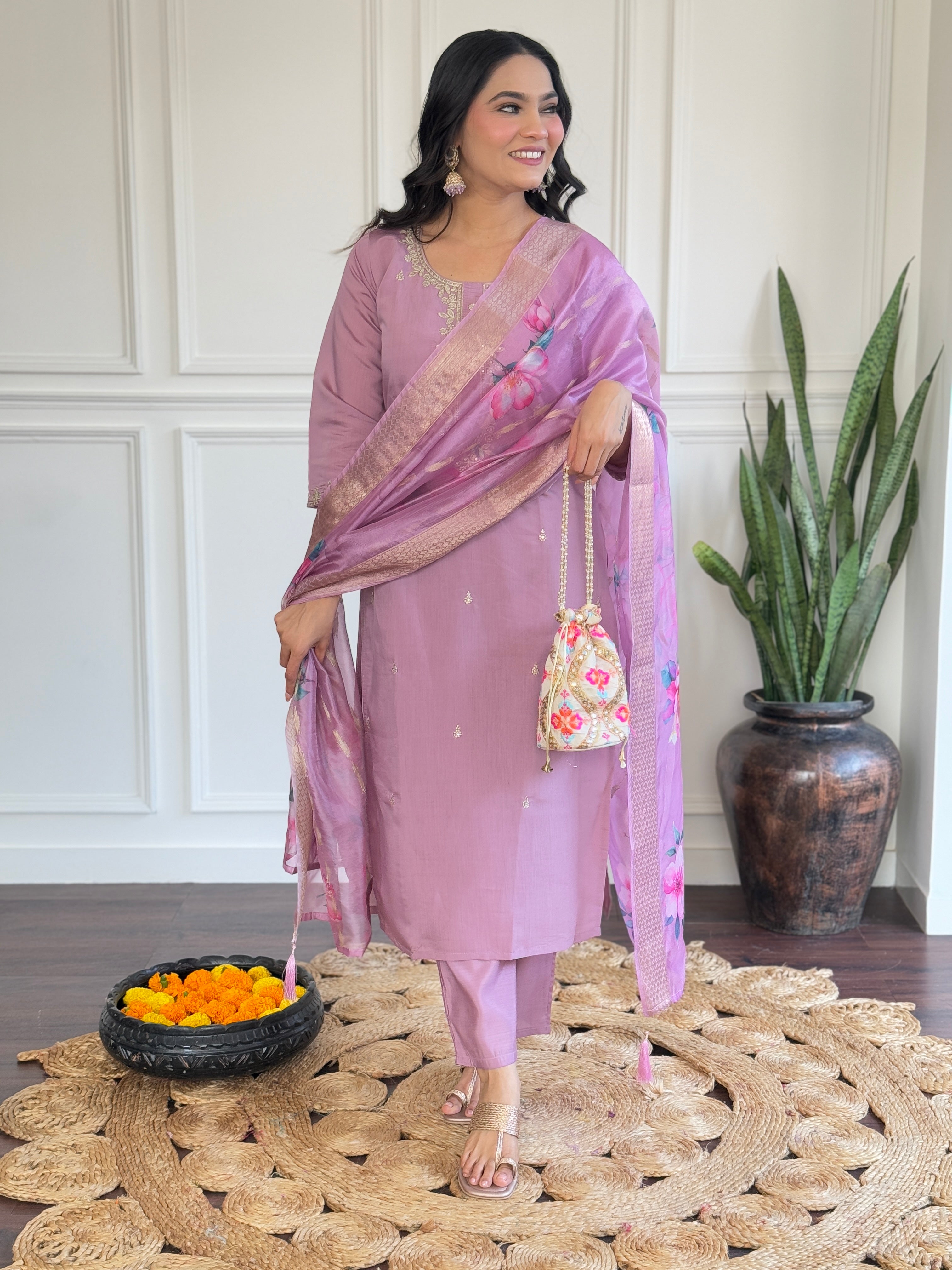 New Chanderi Silk Embro Work Kurta Pant And Dupatta Set