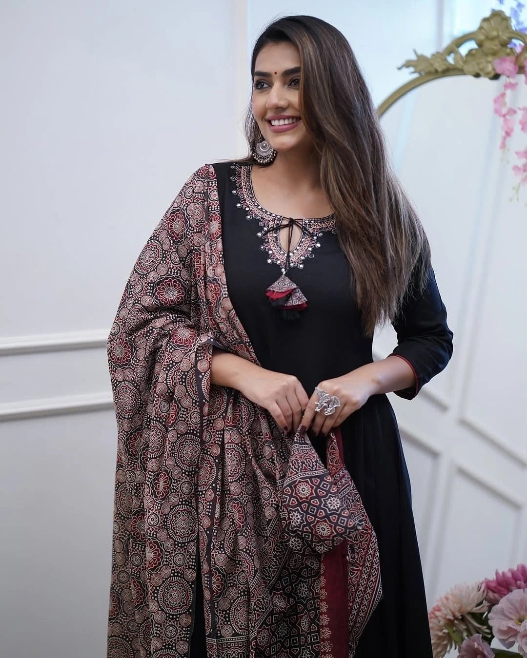 Women's Embroidered black Kurta and Pant with Dupatta Set