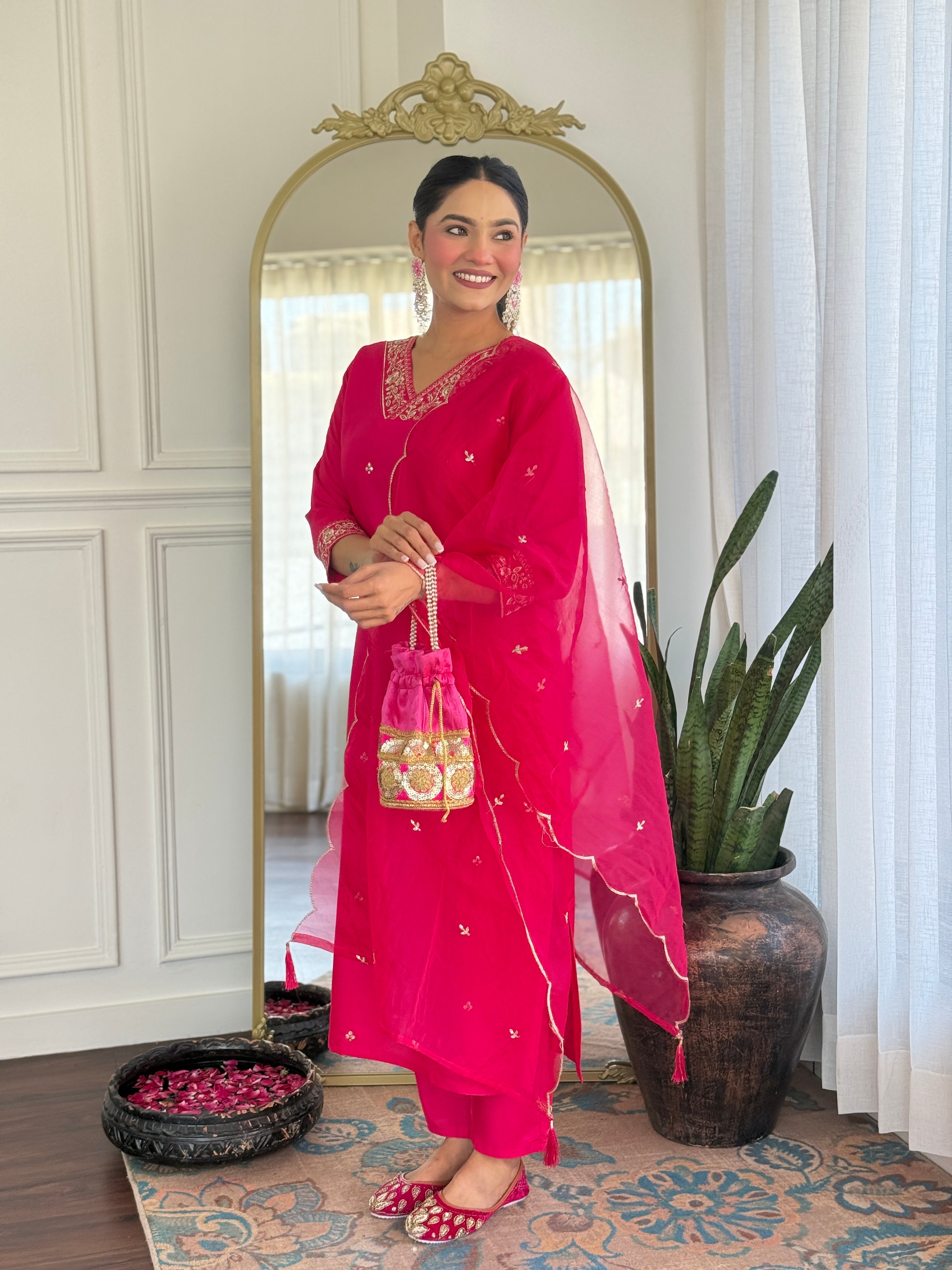 New Exclusive Check this our beautiful dresses collection