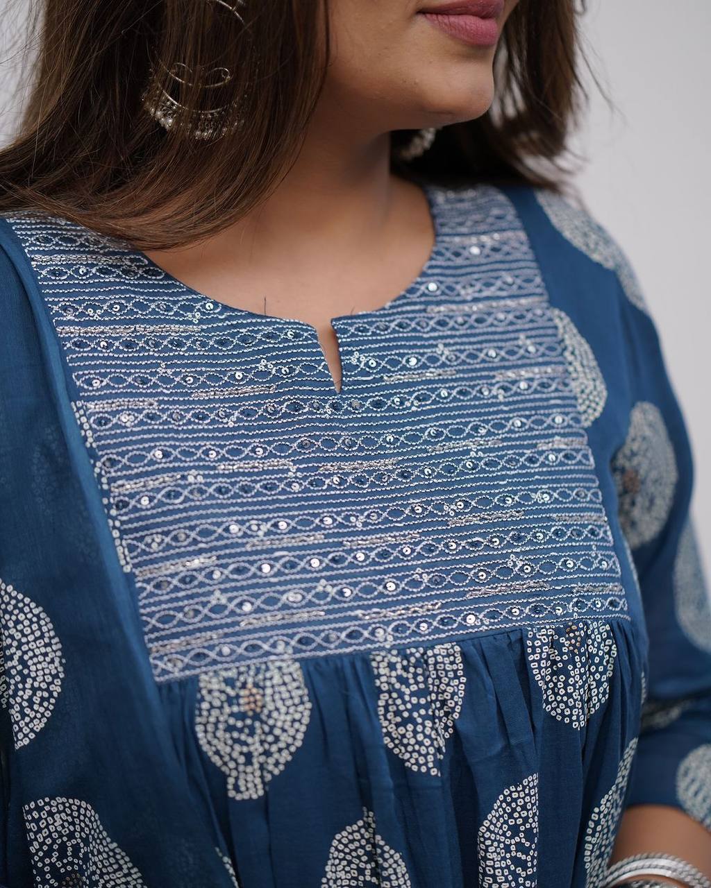 "Navy Blue Bandhani-Print Cotton Kurta Set – Effortless Elegance in Everyday Style"