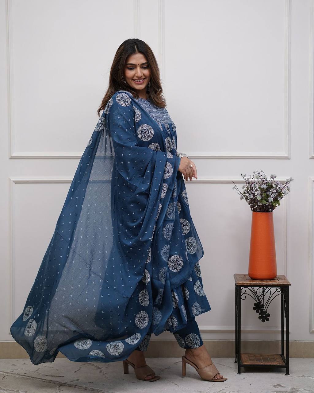 "Navy Blue Bandhani-Print Cotton Kurta Set – Effortless Elegance in Everyday Style"