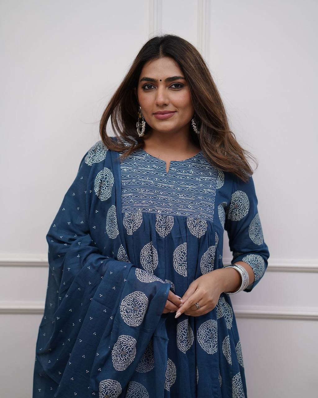"Navy Blue Bandhani-Print Cotton Kurta Set – Effortless Elegance in Everyday Style"