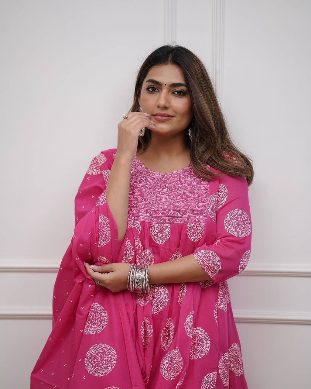 "Hot Pink Bandhani-Print Cotton Kurta Set – Everyday Elegance with Comfort"